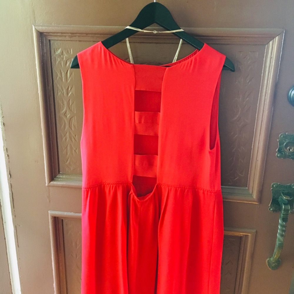 Alice + Olivia Stretch Silk Open Ba… - Picture 3 of 8